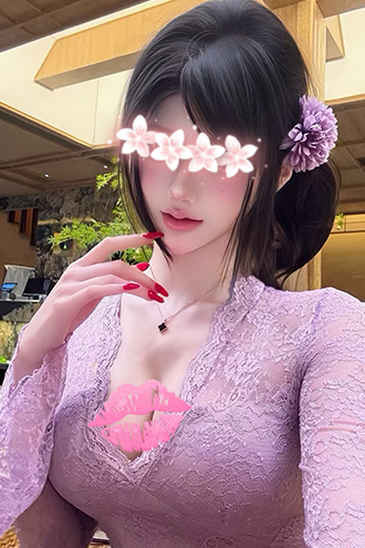 20803女孩.png